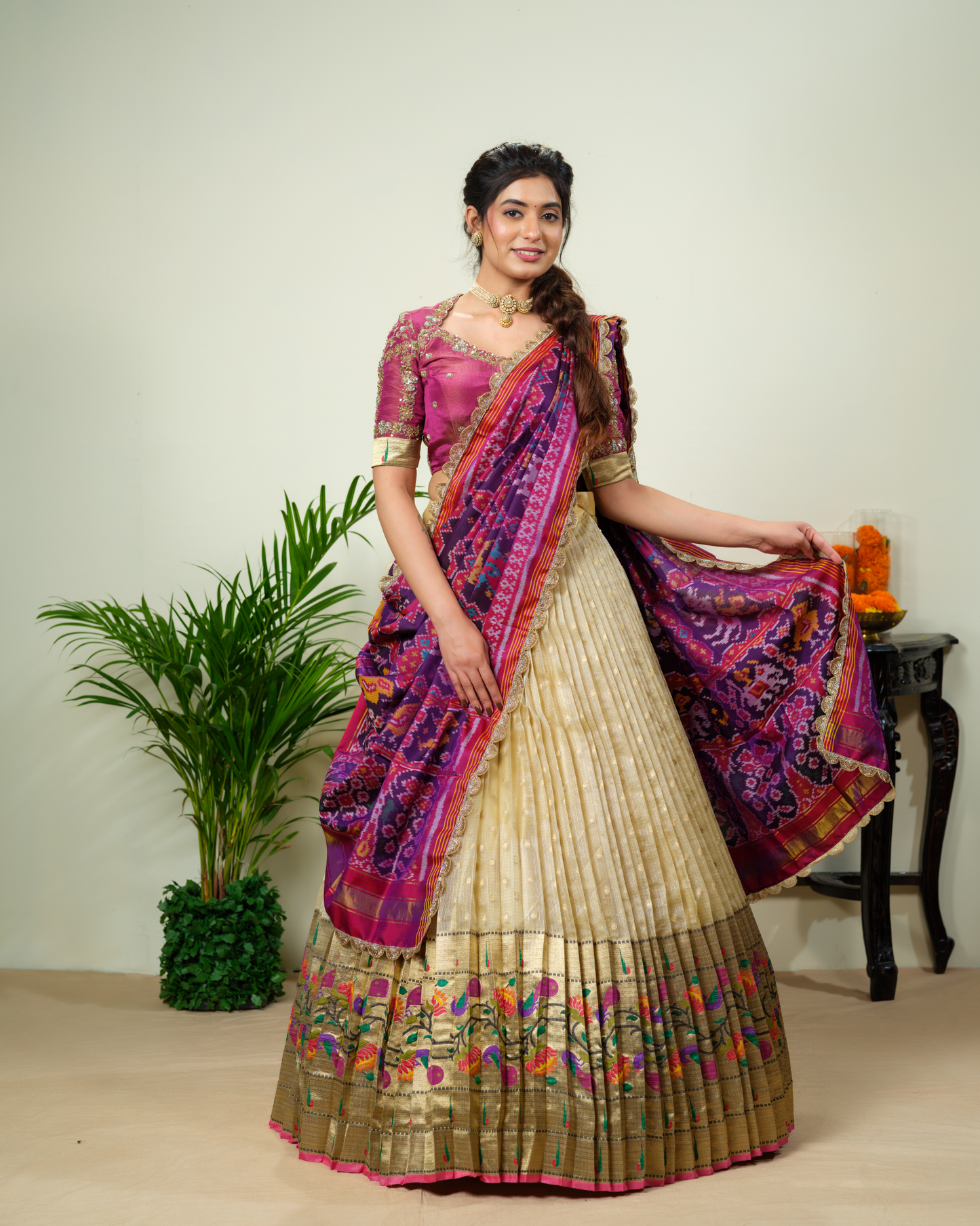 Gold Zarikota Lehenga
