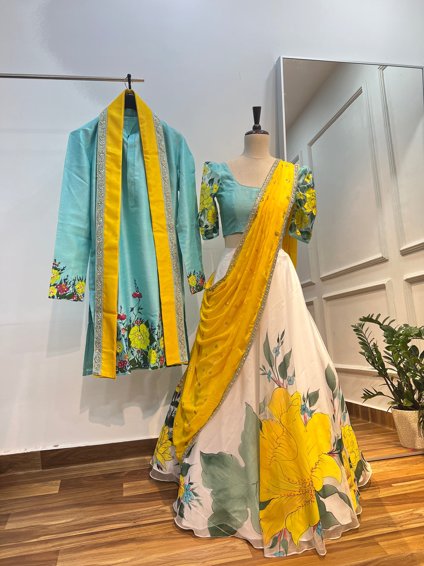 Raw silk kurta with a kanduva.